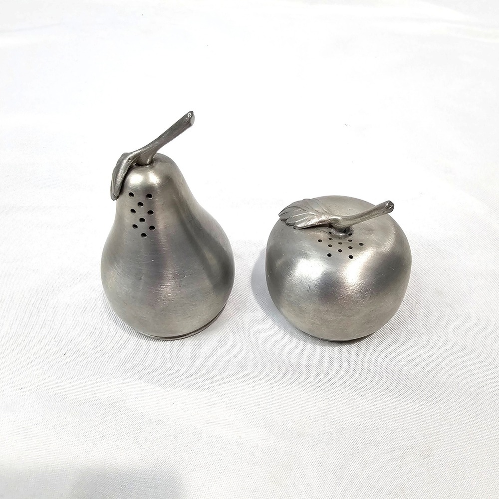 Web Pewter 1125 Apple and Pear Salt and Pepper Shakers Set Vintage Brushed Metal